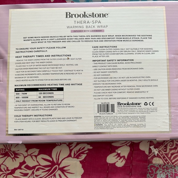 Brookstone Hot/Cold Back Wrap - Picture 2 of 4